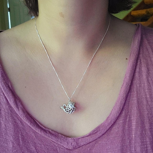 Vintage Sterling Silver Fish Necklace - Picture 7 of 8